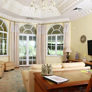 Luxury At Brookleigh Hotel